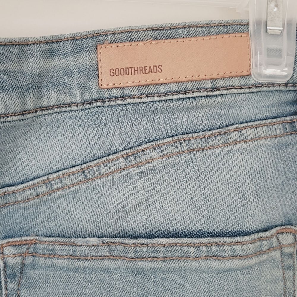 Goodthreads Light Wash Distressed Jeans Size 31 - Picture 3 of 6